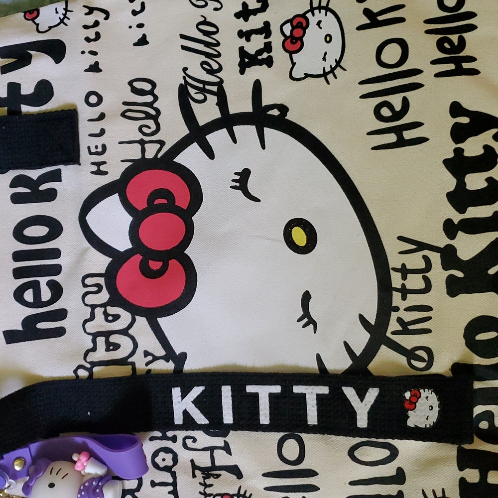 Hello Kitty Tote Bag with Black Handles - Picture 3 of 5